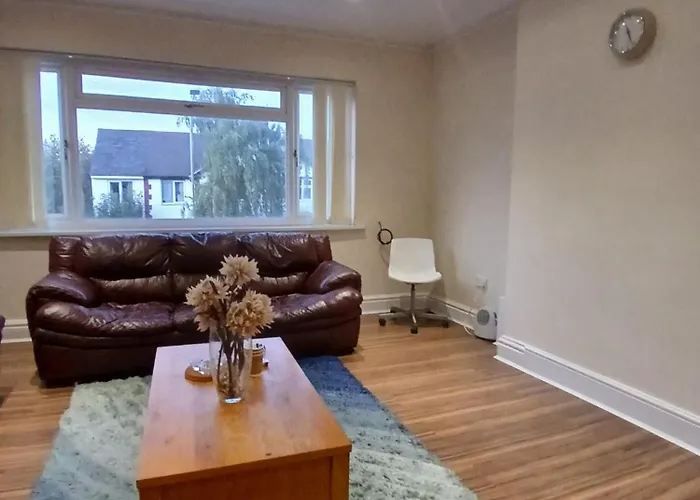 Nice Double Room Near Cricket & Football Ground