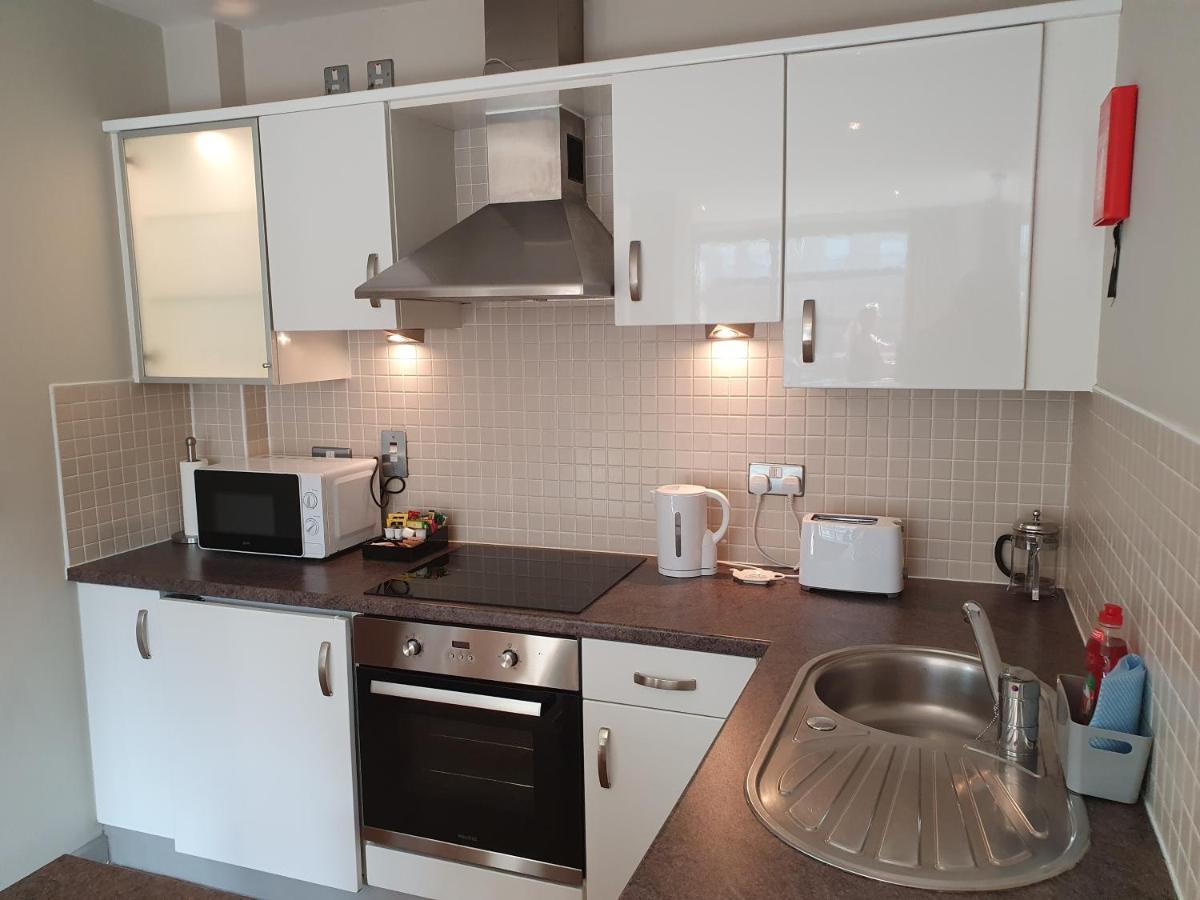 Luxury Centre With Smart Tv And Netflix, Hockley,