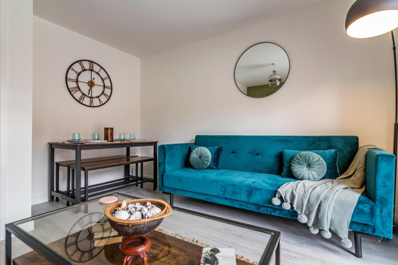 Blackstone Walk - Fabulous With Parking Holiday home *