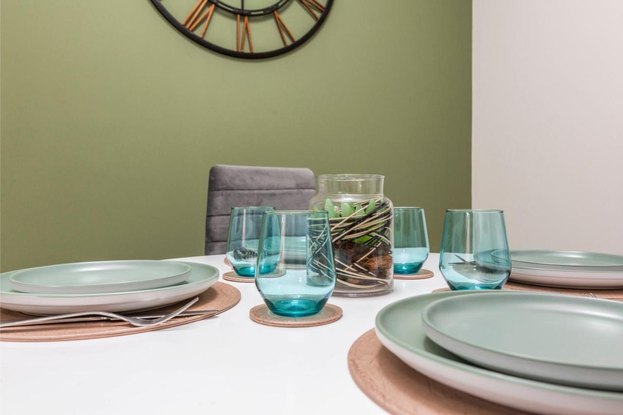 Holiday home Blackstone Walk - Fabulous With Parking