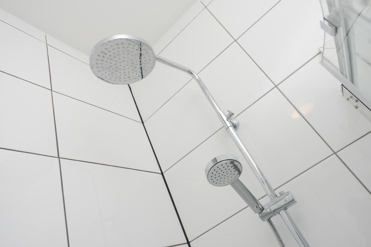 Apartamento Perfect For Contractors! Spacious 5bed House With Parking - Radford