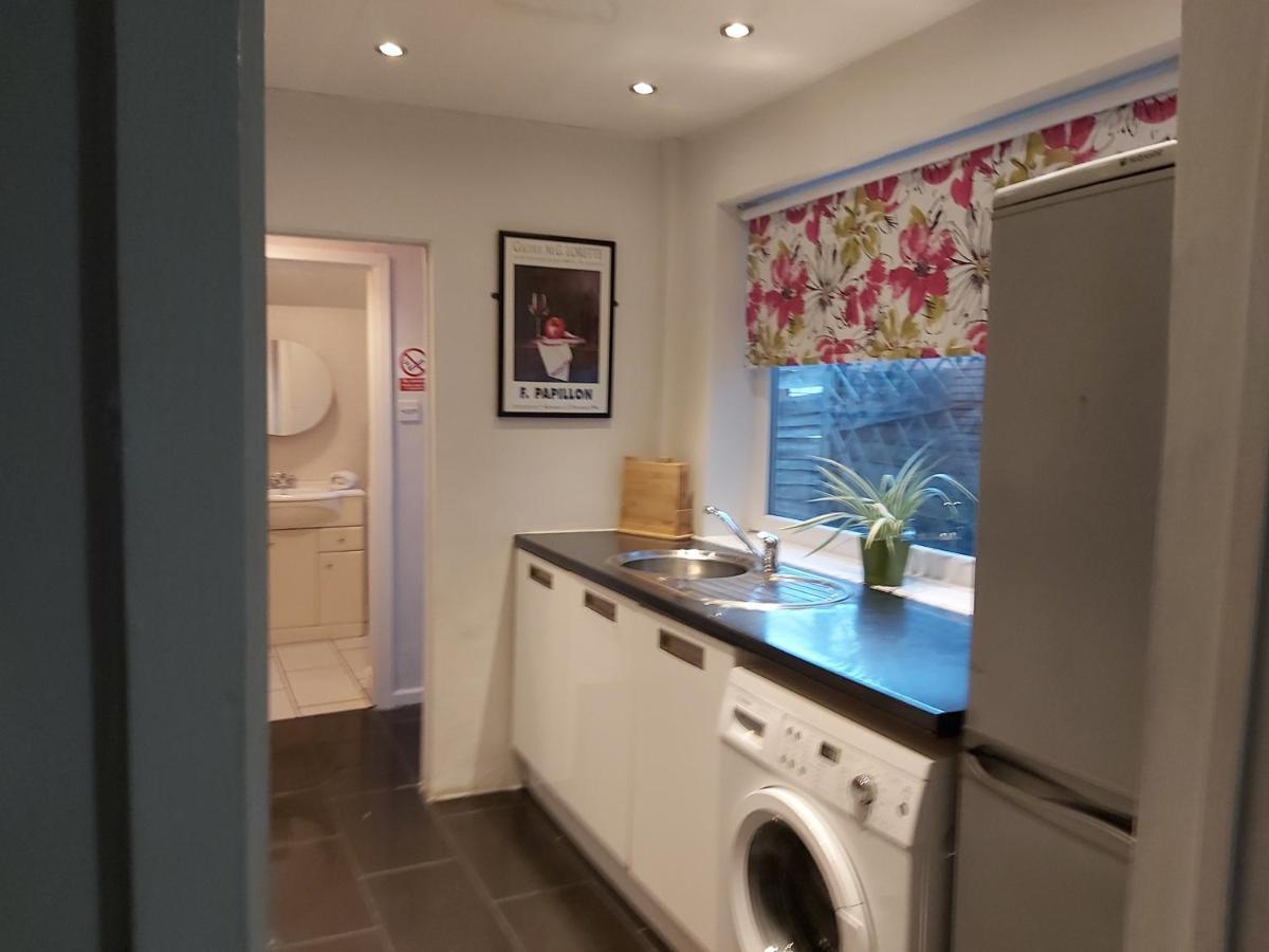 Holiday home Pearson House - Huku Kwetu 3 Bedroom End Of Terrance House - Family And Business Group Self Catering -huku Kwetu *