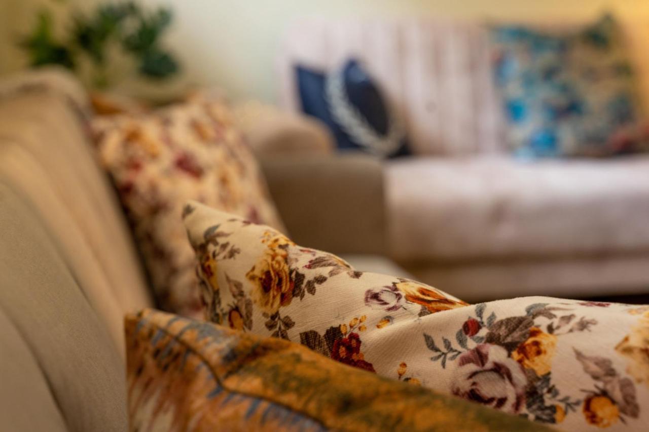 Luxury Centre Getaway - Prime Location Sleeps 7! Apartment Nottingham