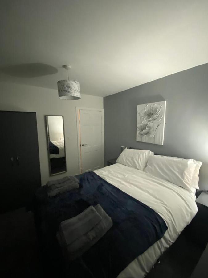 Cosy 3 Bedroom House, Free Parking & Wifi Apartamento Nottingham