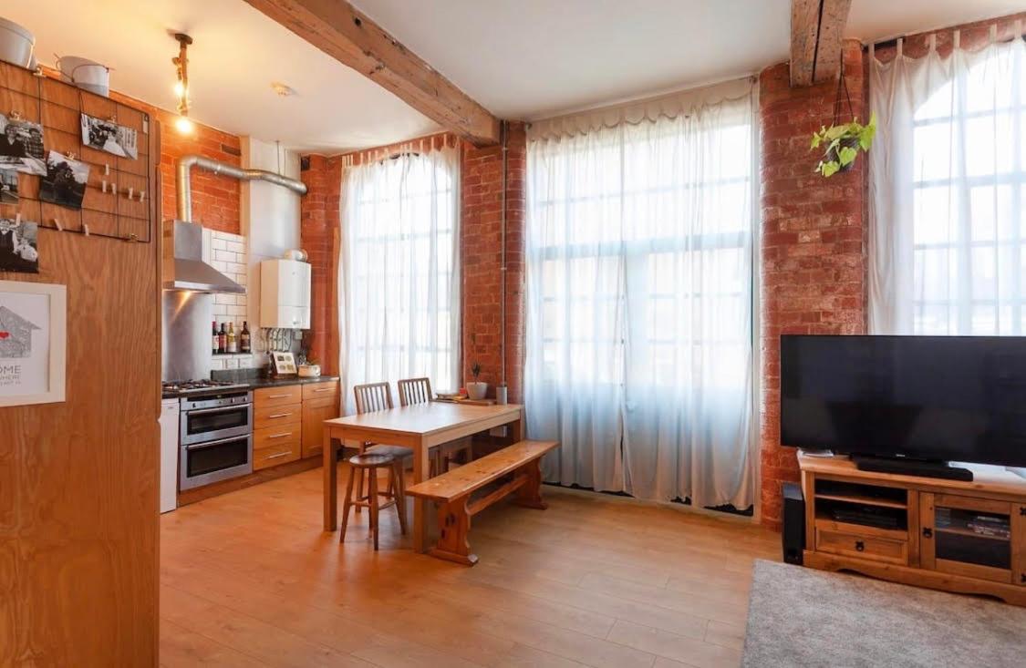 Raleigh Loft Apartment Nottingham