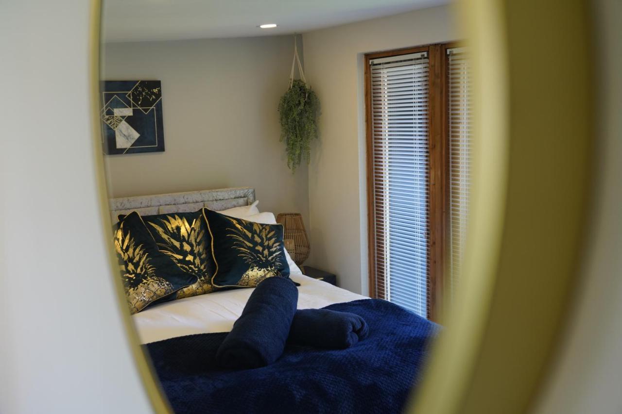 Cosy 1 Bed Garden Close To Centre - Free Parking & Wifi Apartamento