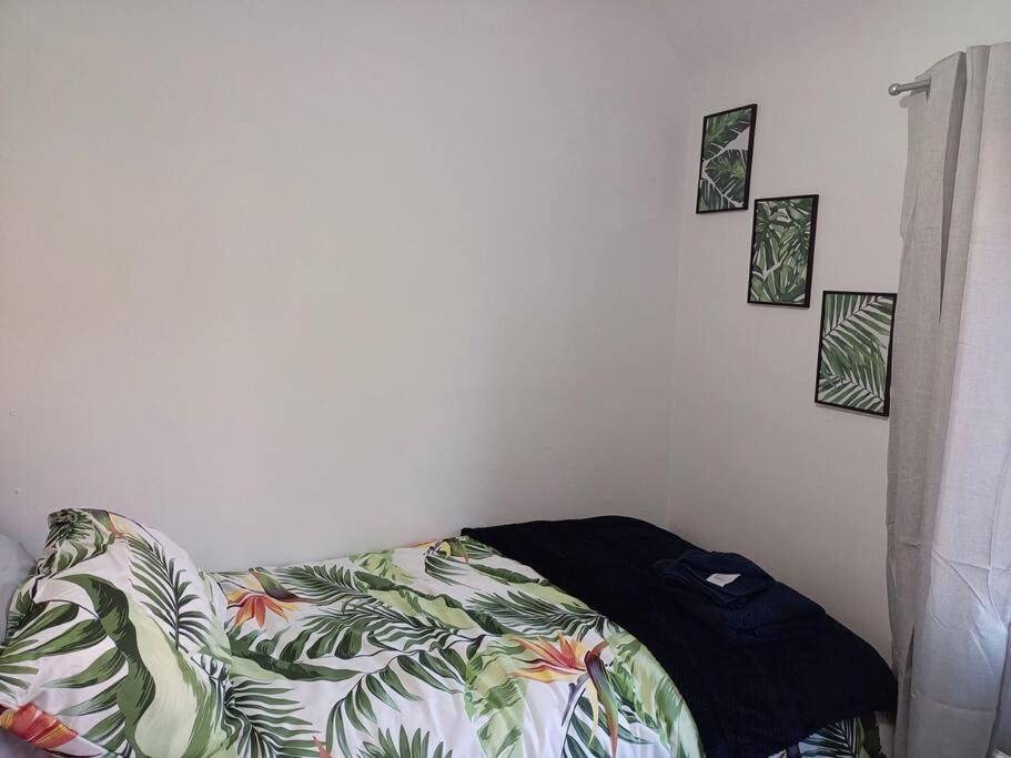 Apartment Nr City Hospital 3 Bedroom *