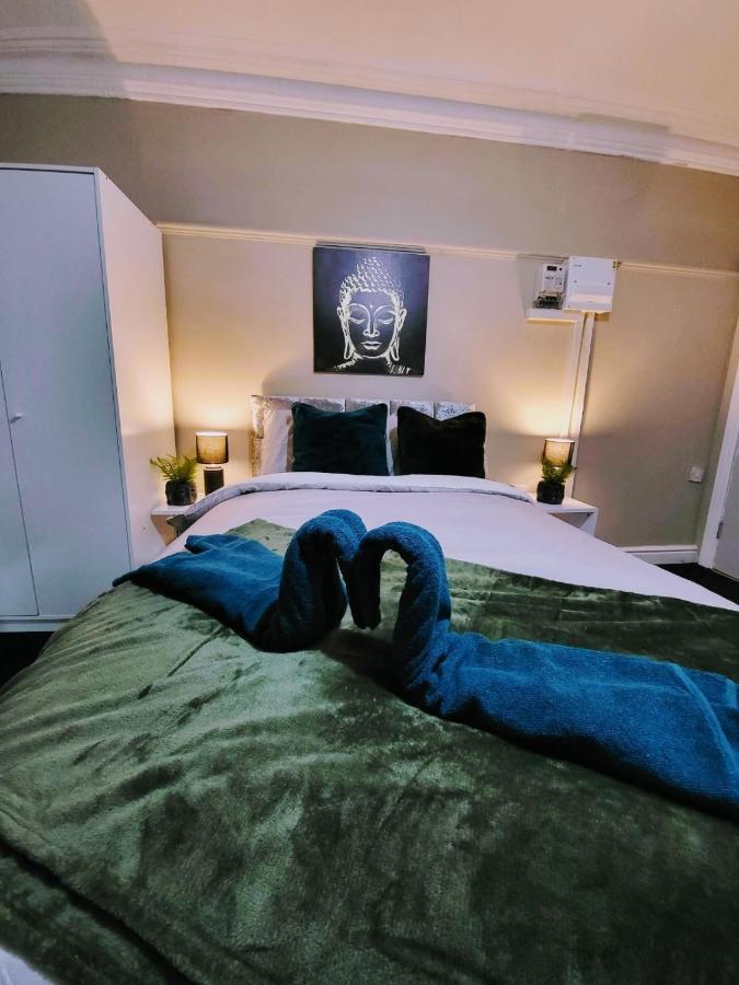 Easy Living - Burns Street Aparthotel Nottingham