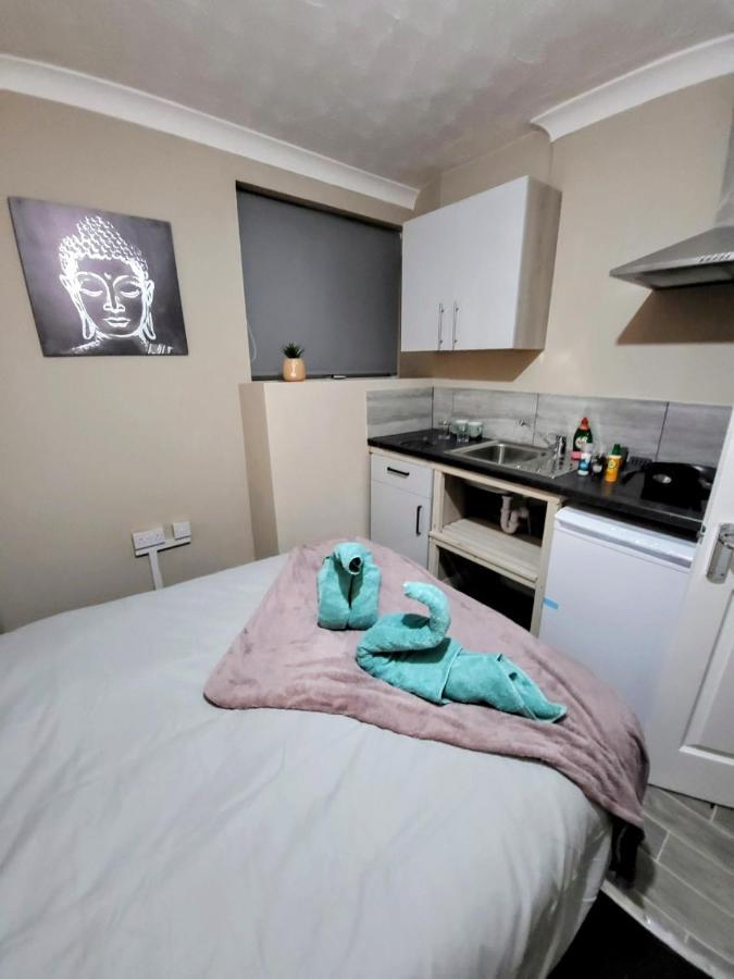 Easy Living - Burns Street Nottingham