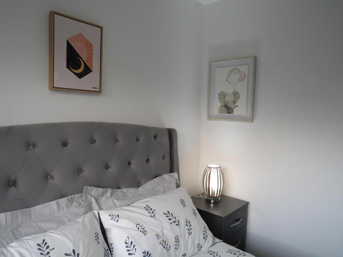 Remarkable And Perfect 3 Bed House In