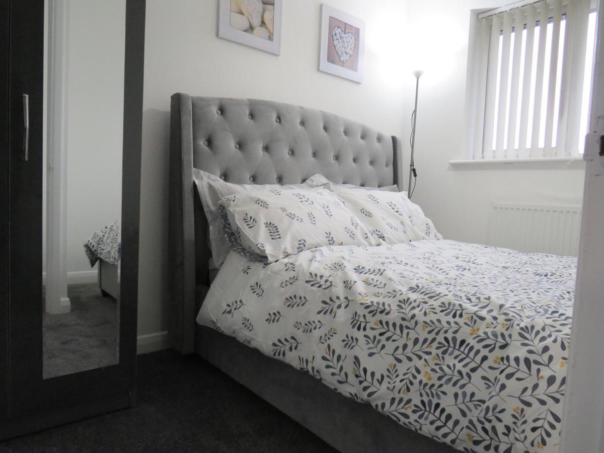 Remarkable And Perfect 3 Bed House In *