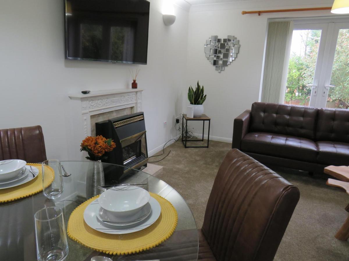Remarkable And Perfect 3 Bed House In