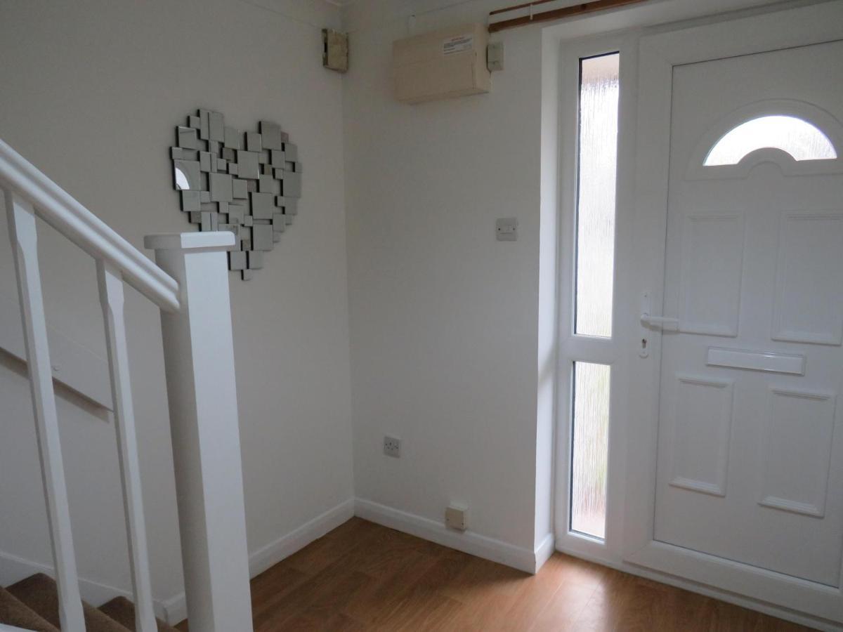 Remarkable And Perfect 3 Bed House In