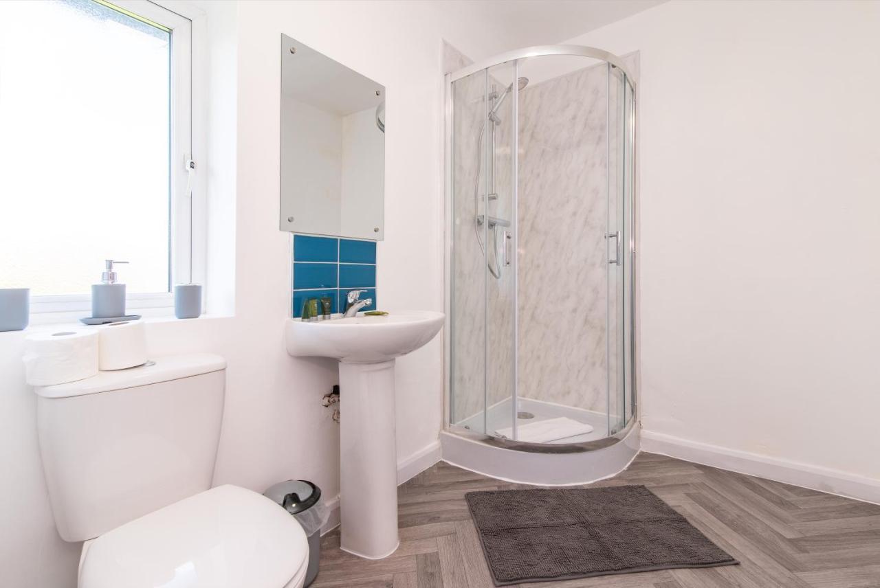 Holiday home Newly Refurbished Homely 4br In Sherwood Nottingham