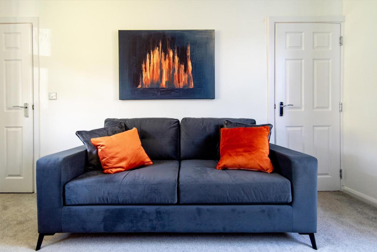 Newly Refurbished Homely 4br In Sherwood Holiday home *