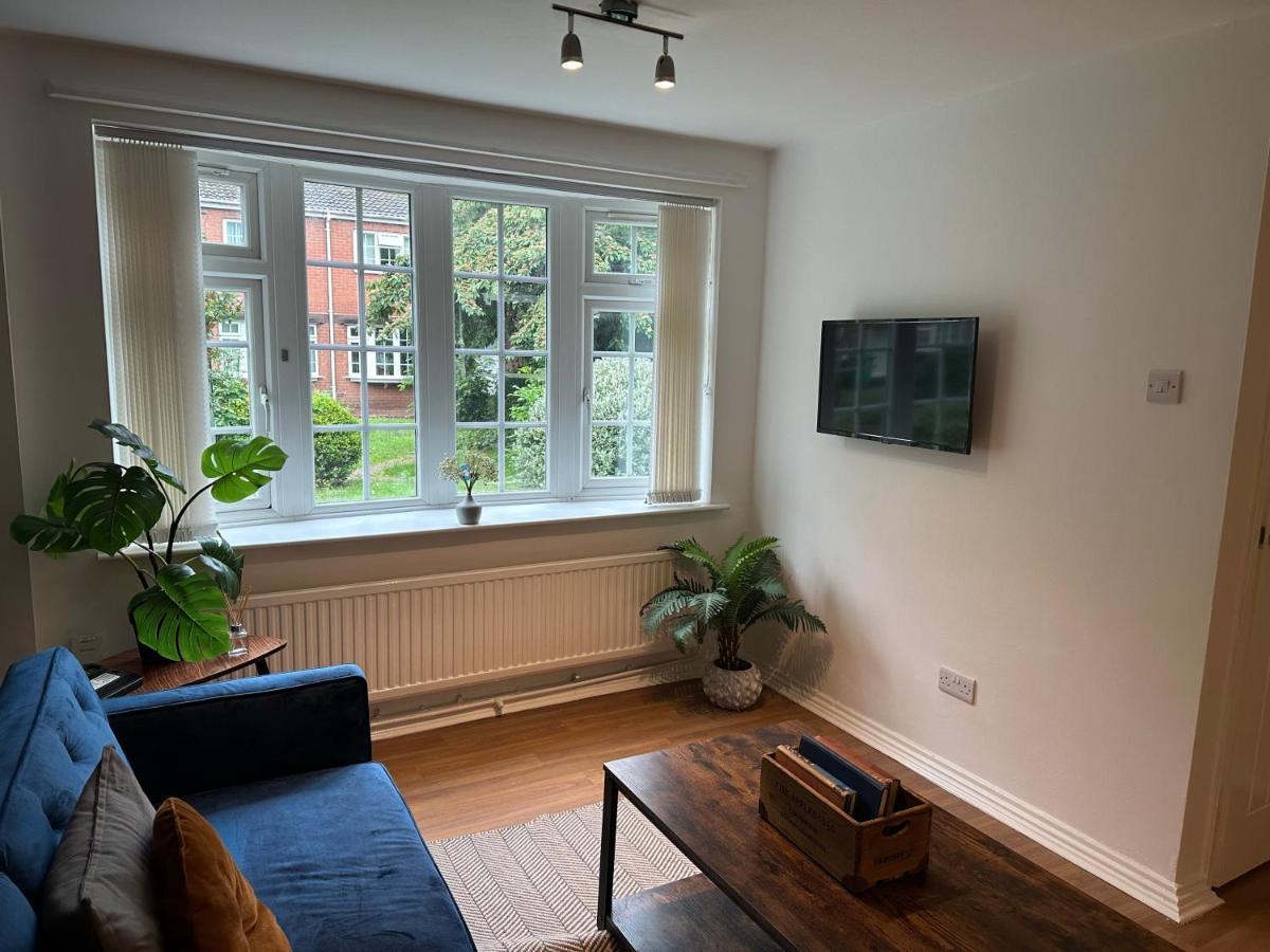 Apartment Comfortable 3 Bed House With Garden & Parking Nottingham