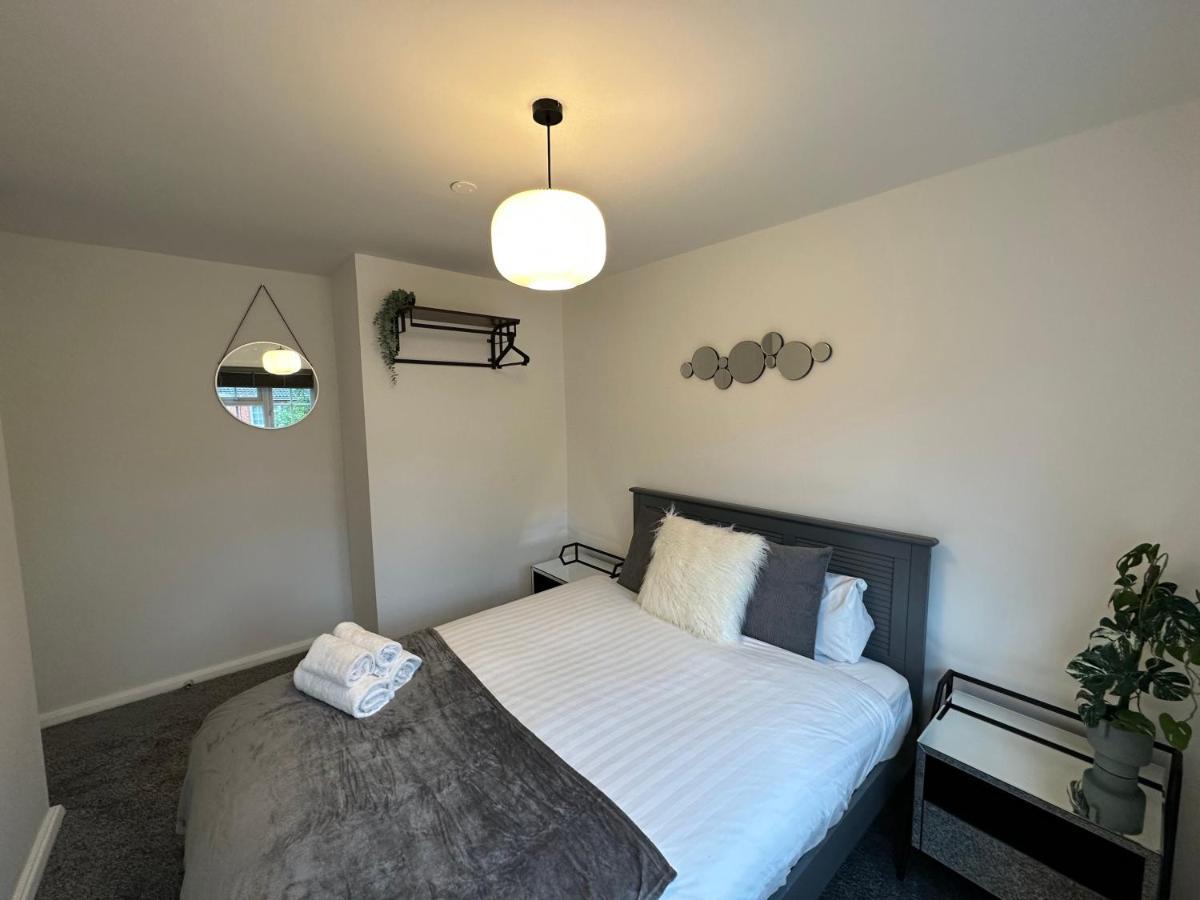 Apartment Comfortable 3 Bed House With Garden & Parking Nottingham