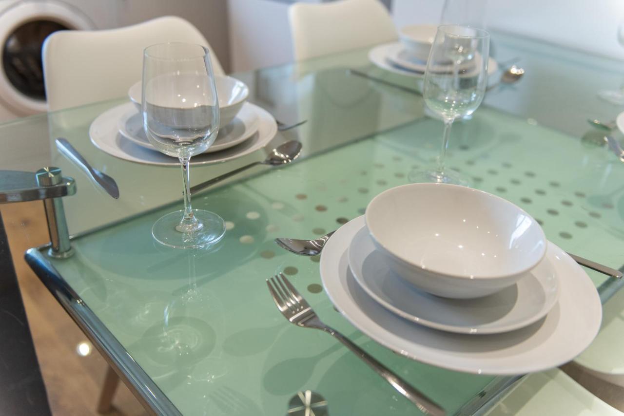Gertrude House - Spacious 3br In Holiday home *