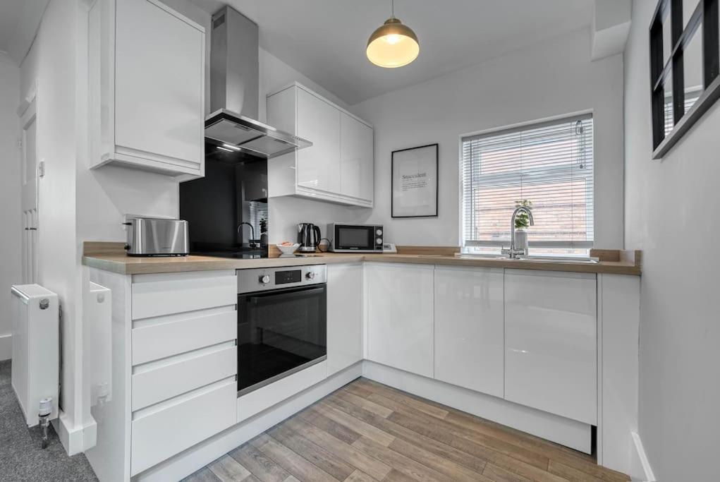 Stylish - Fast Wi-fi-free Parking * Nottingham