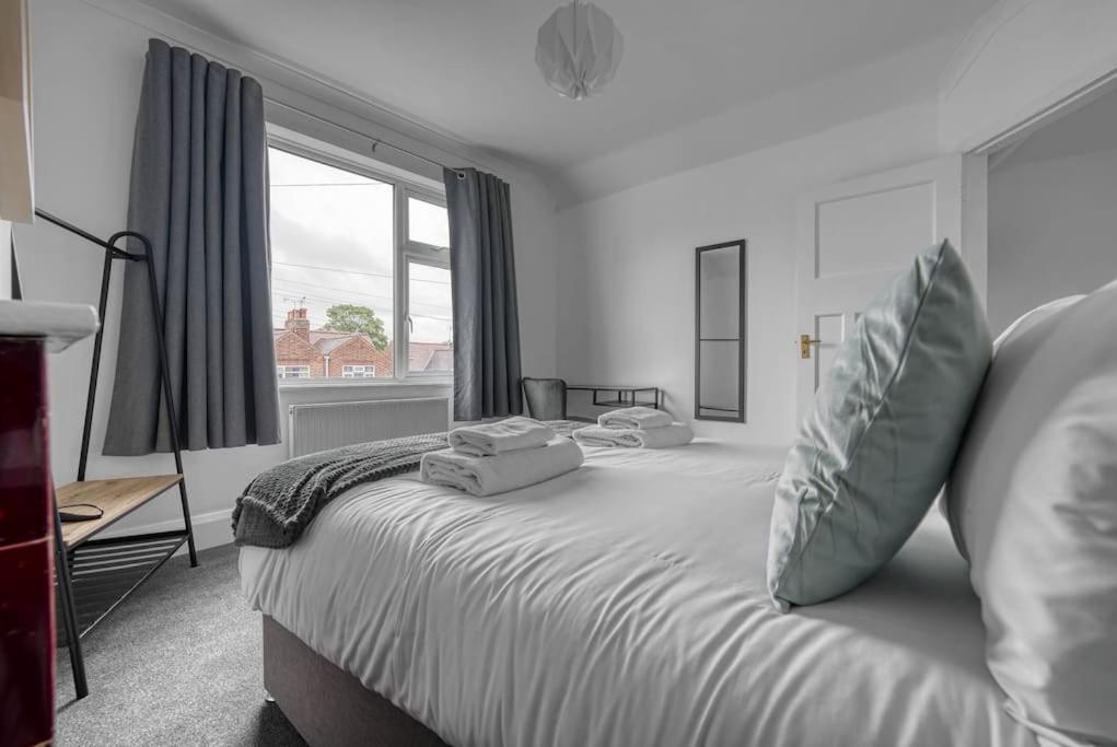 Stylish - Fast Wi-fi-free Parking Nottingham
