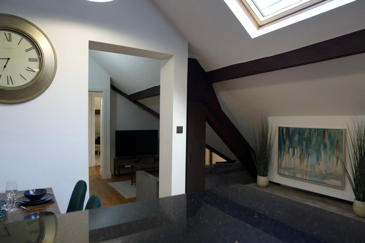 Luxury Penthouse In Central Apartment *