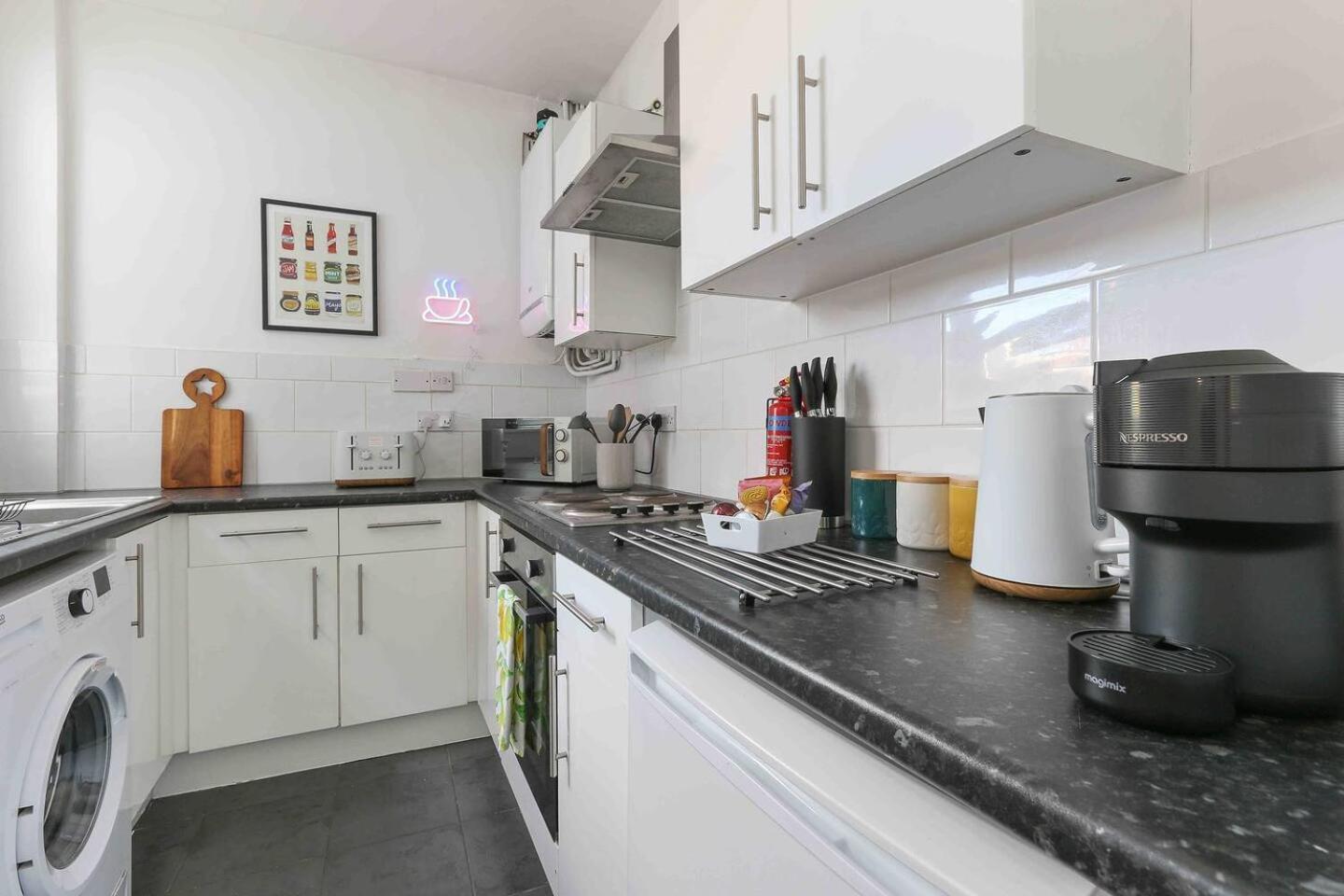 4 Bed House Near Trent Bridge Nottingham