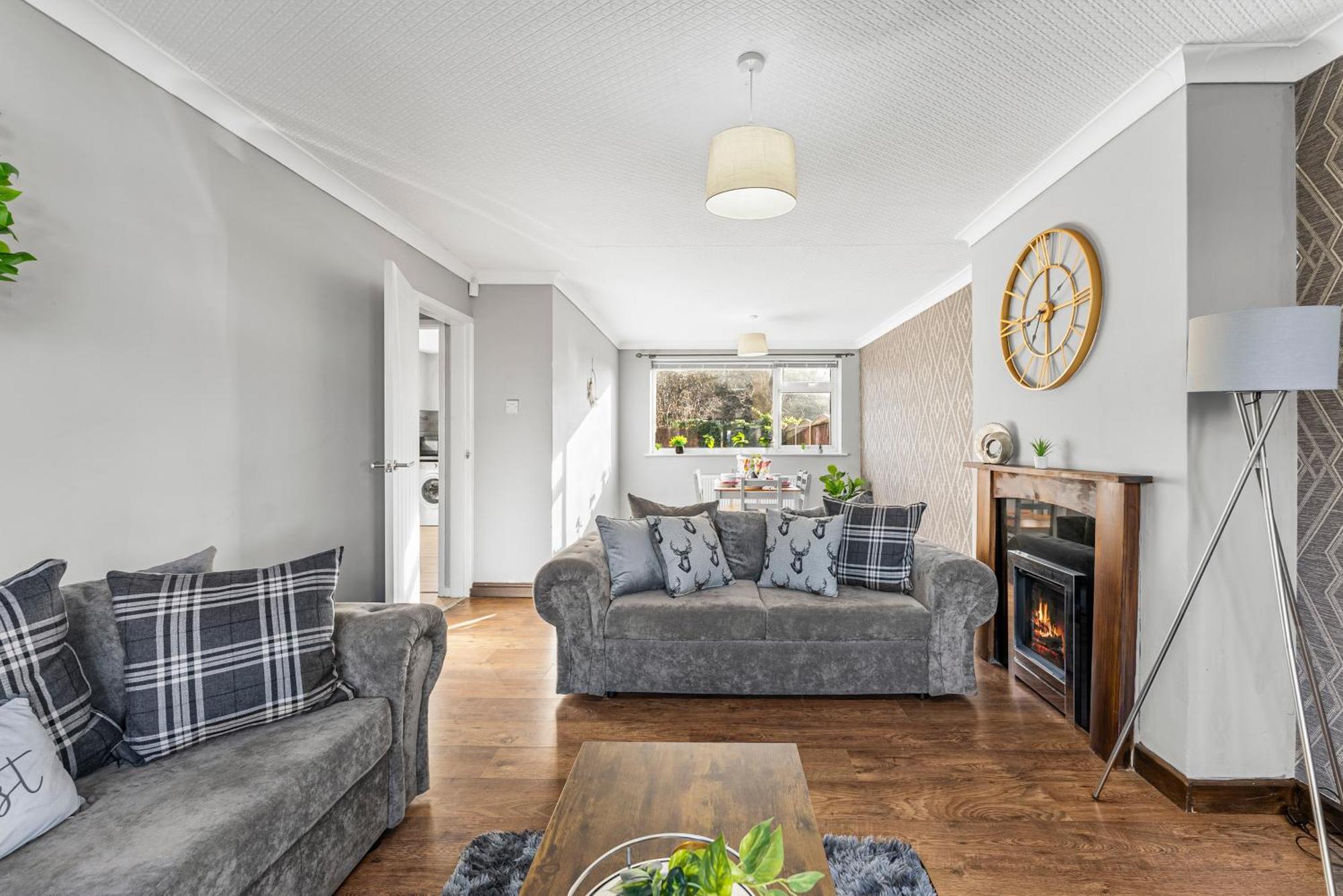 Holiday home Lovely Nottingham Home - Parking And Garden *