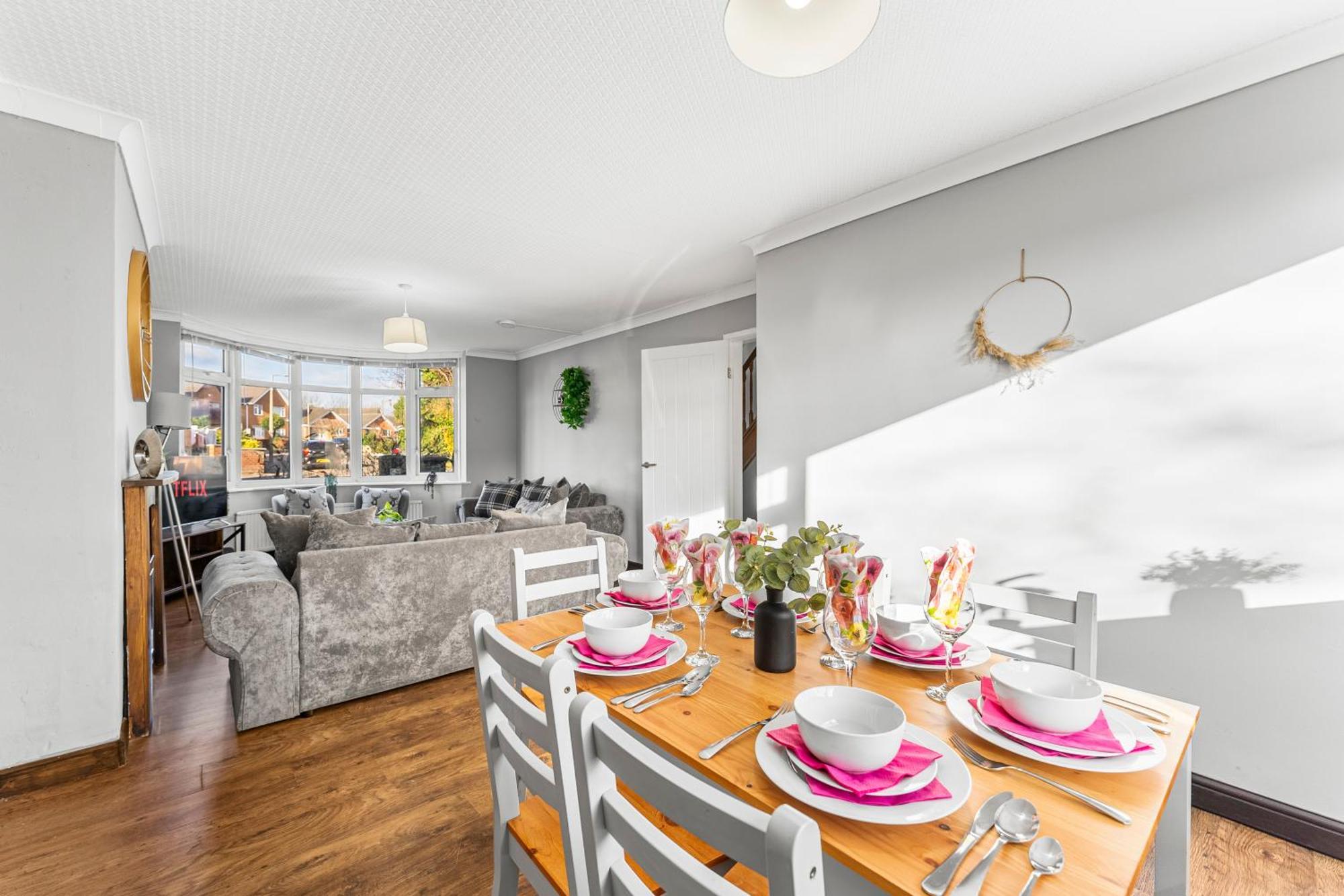 Lovely Nottingham Home - Parking And Garden Holiday home Nottingham