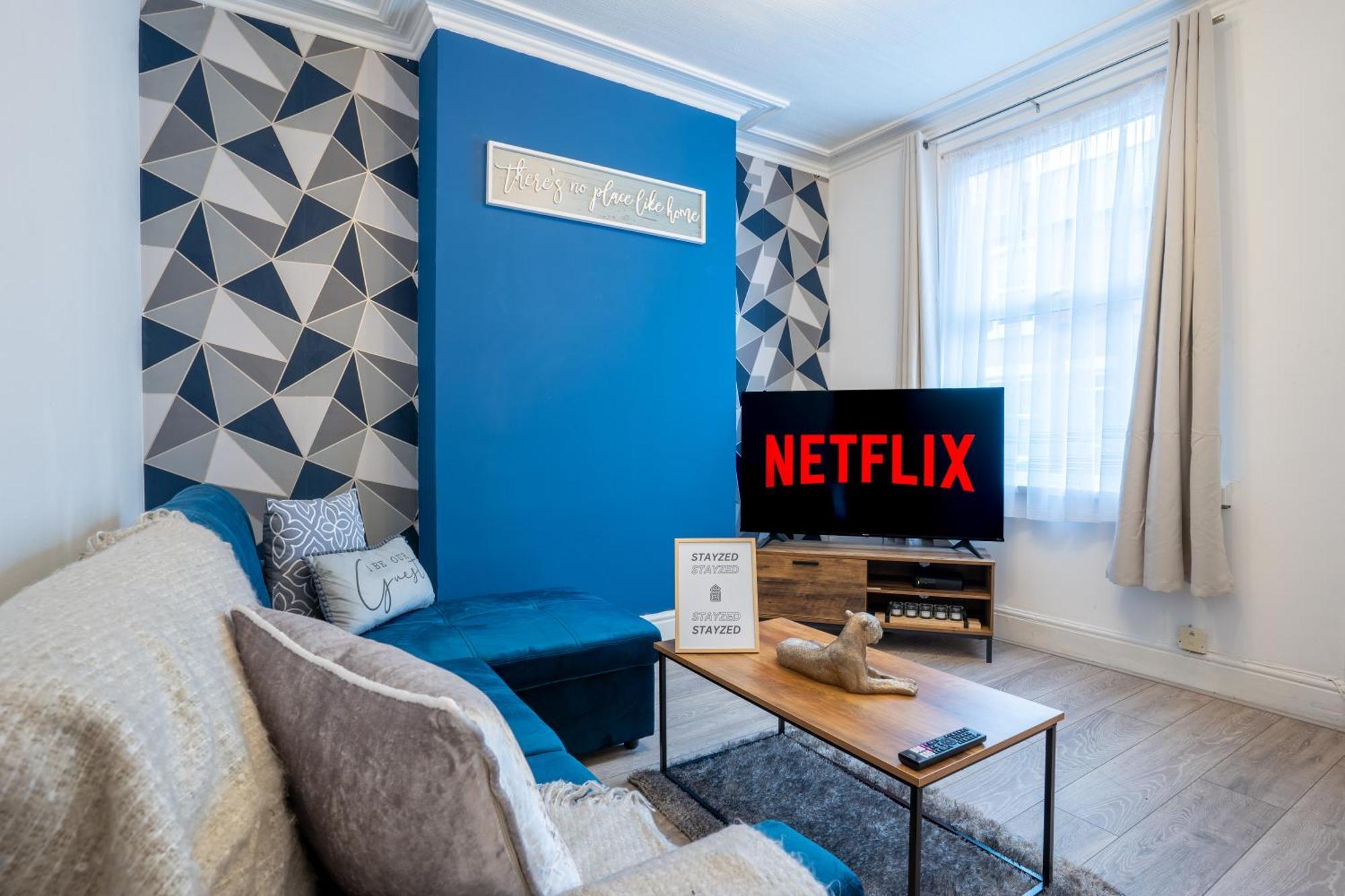 Stayzed E: Stylish Centre House With Free Wifi And Parking