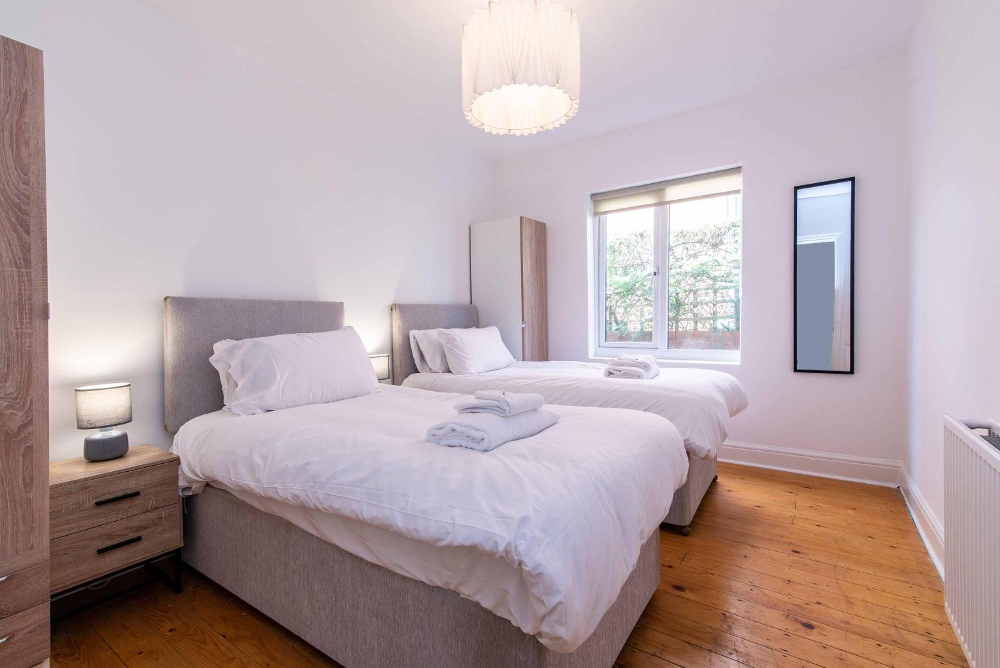 Gertrude House - Spacious 3br In * Nottingham