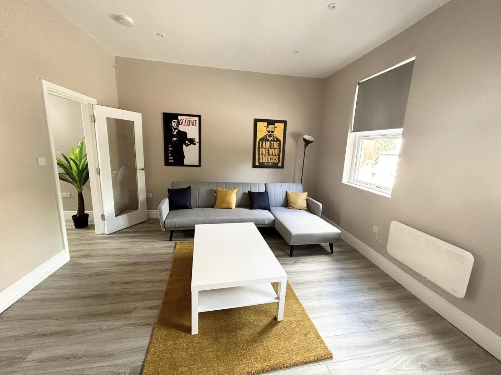 Spacious Near Citycentre Parking/wifi/netflix Apartment Nottingham