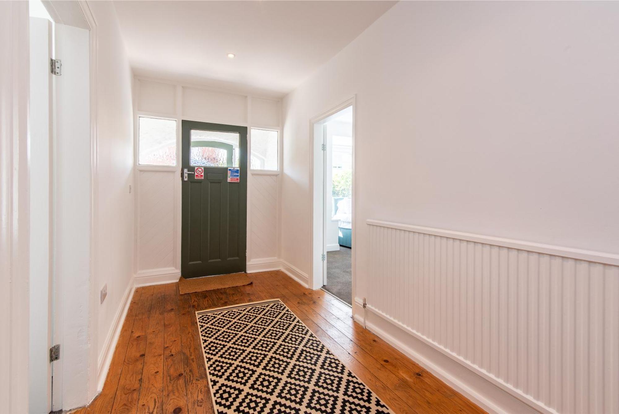 Gertrude House - Spacious 3br In Holiday home Nottingham