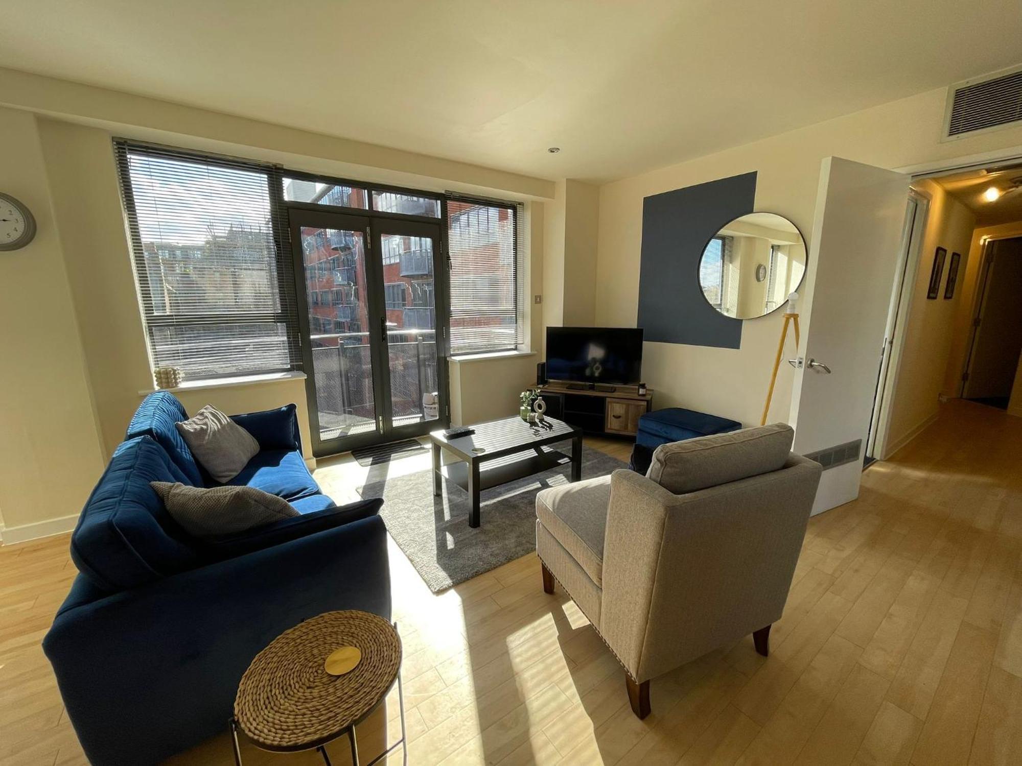 Modern 2 Bdr Flat In Centre With Free Parking Nottingham