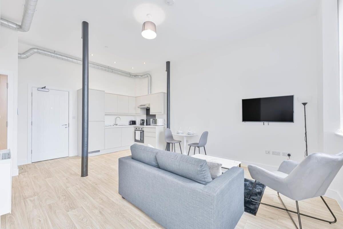 Modern 1 Bedroom In Nottingham
