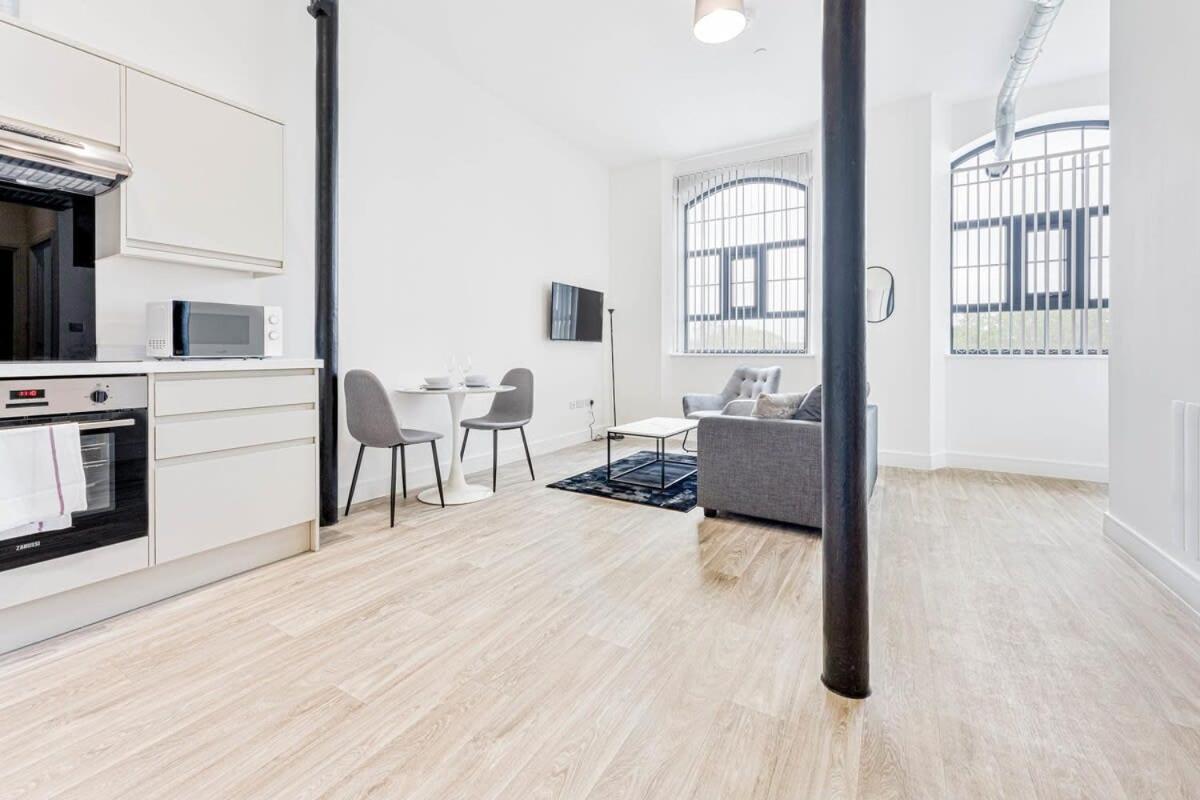 Modern 1 Bedroom In