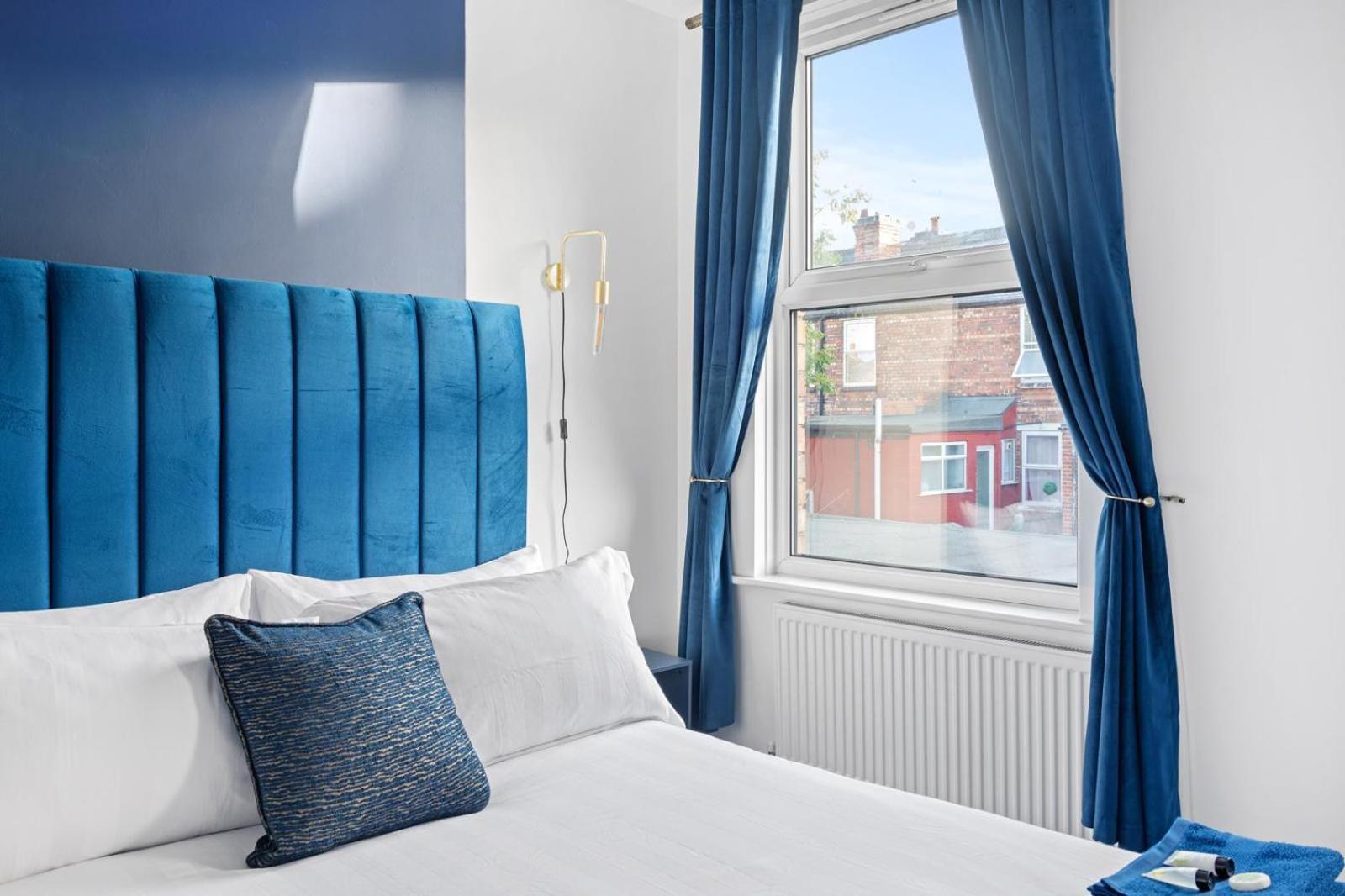 Luxurious 2 Bed House * Nottingham