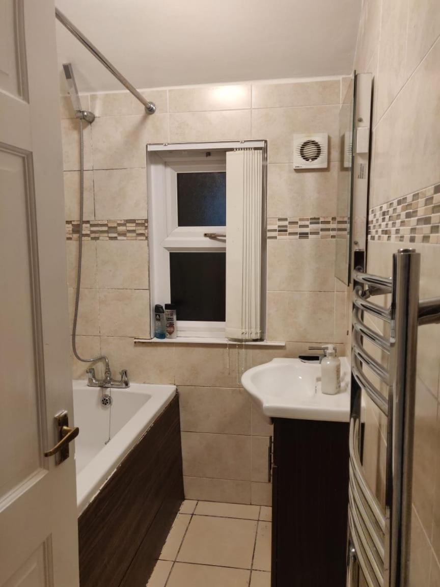 Casa de hóspedes Nice Double Near Cricket & Football Ground Nottingham
