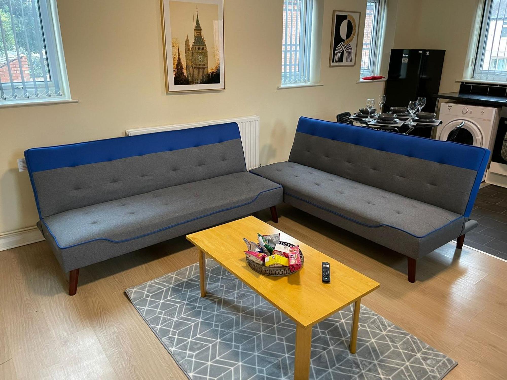 3 Bedroom At Factory Qtr Nottingham