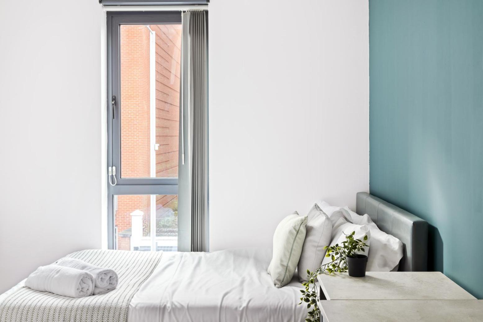 The Nest - Ng1 * Nottingham