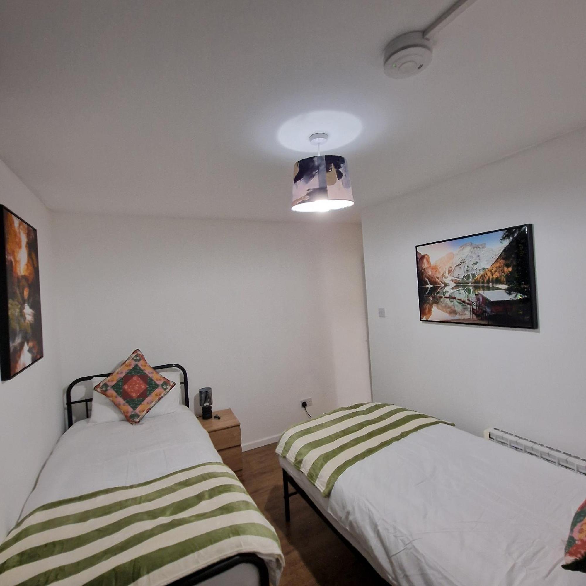 Sherwood Hillside 2b - Perfect Getaway Apartment *
