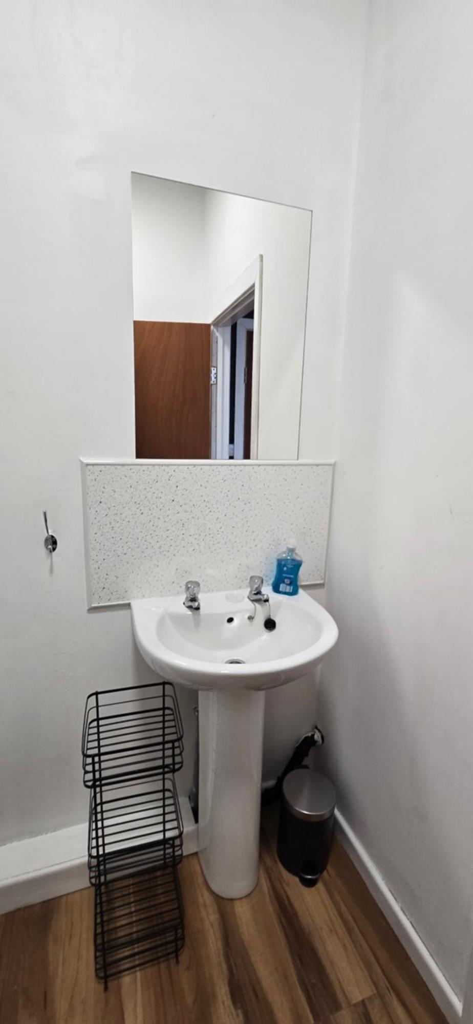Self Contained Guest house Nottingham
