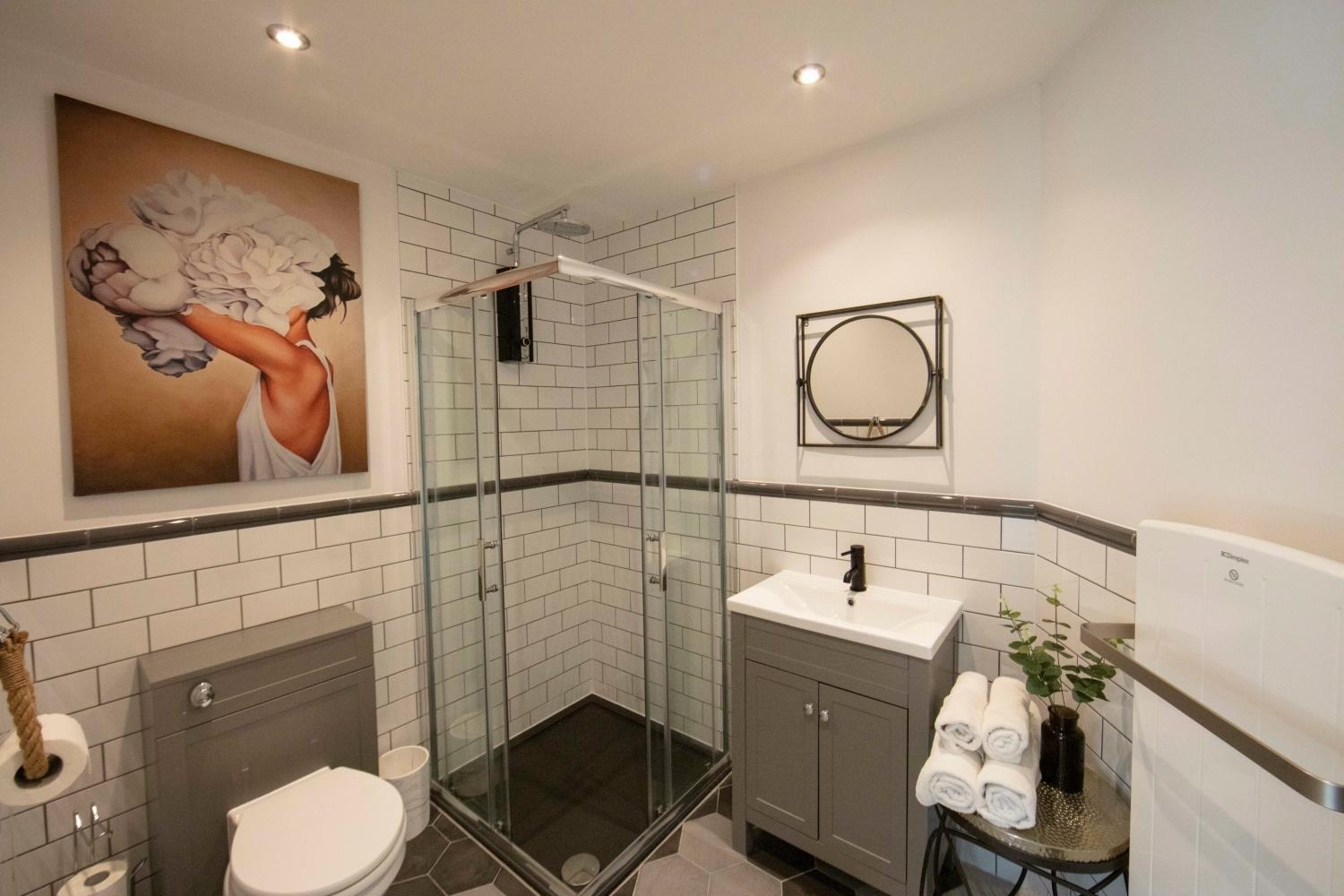 Luxurious 1 Bedroom Lace Market Apartment