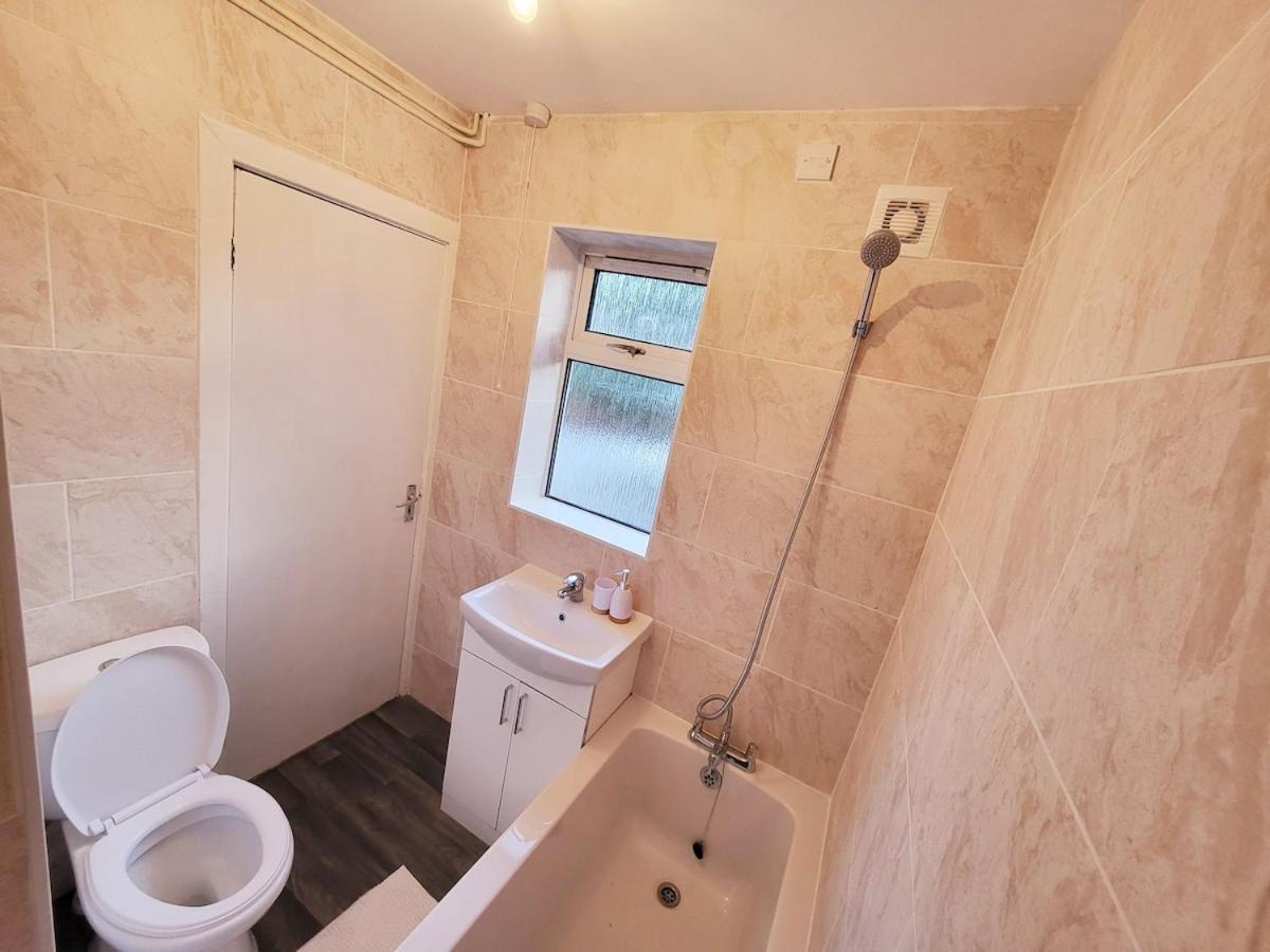 3 Bedroom Deals In * Nottingham