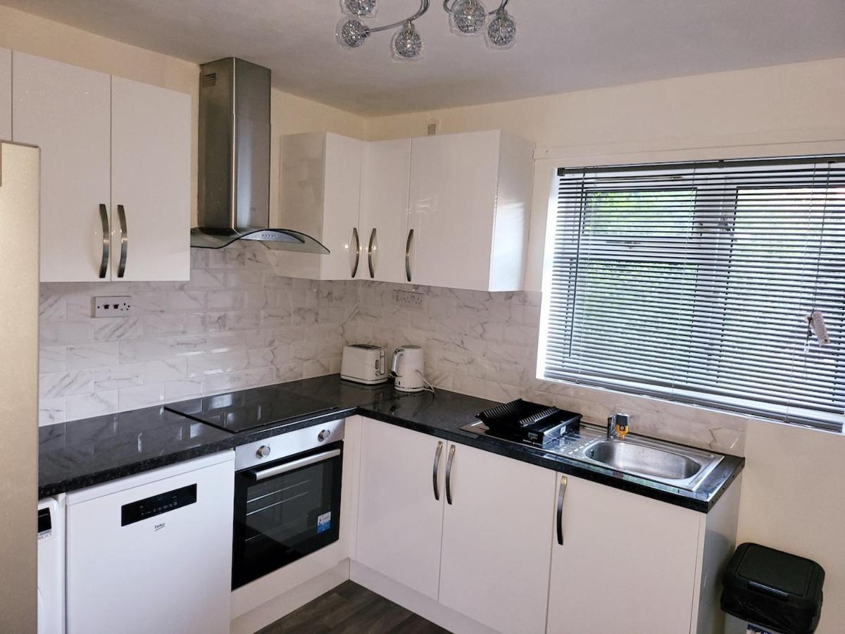 3 Bedroom Deals In Apartment Nottingham