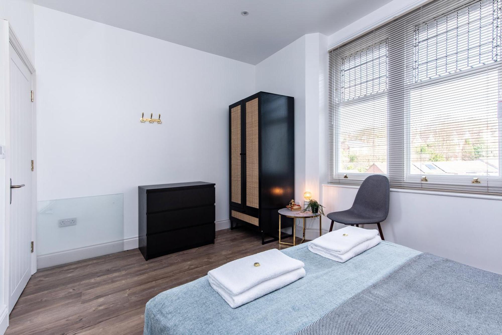 1br Flat In Nottingham, Near Attractions & Transport *