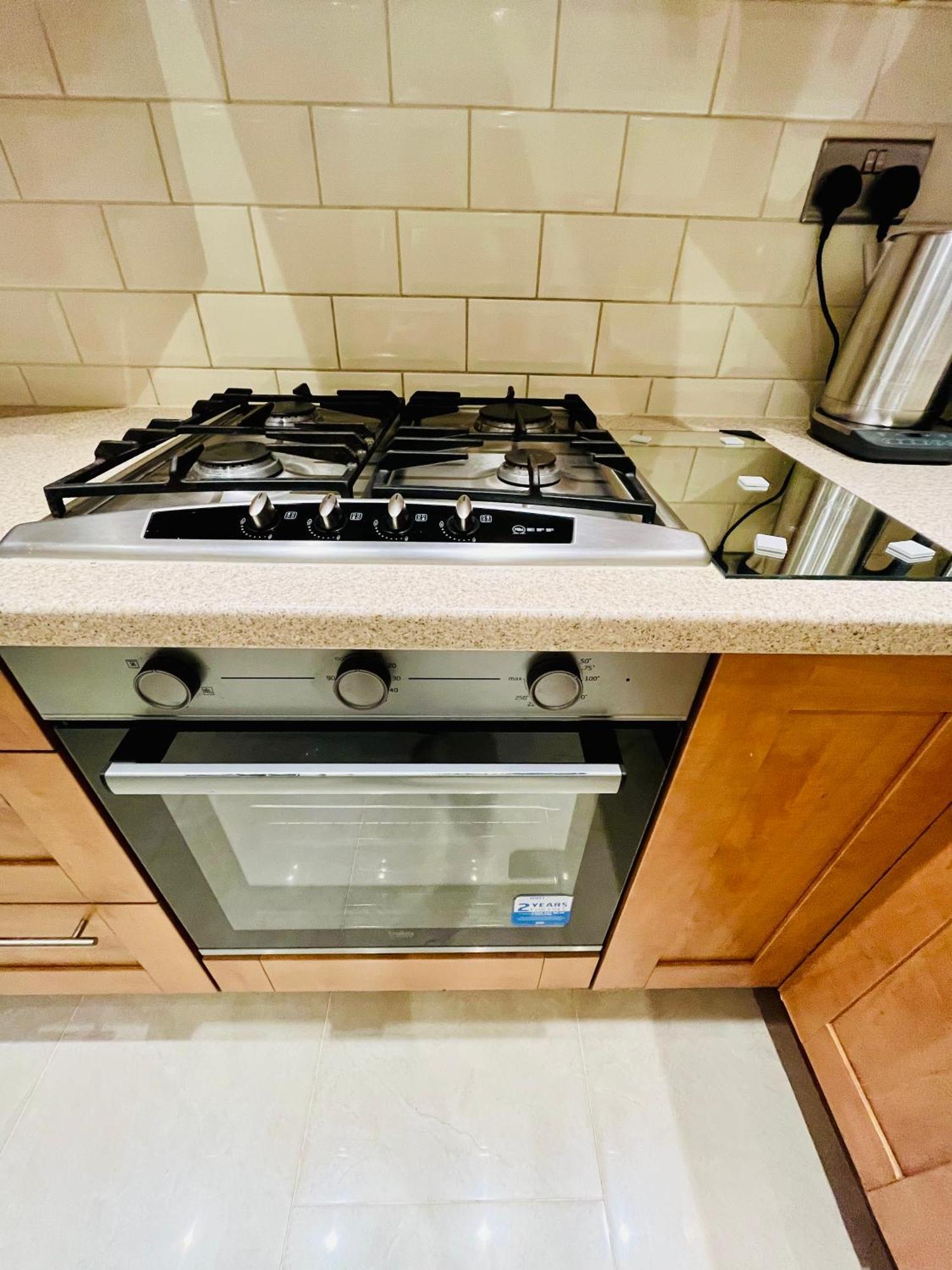 Modern Strelley Escape - Peaceful & Convenient, 2x Free Off-street Parking, Wifi -500mb, 2 Bathrooms, Contractor & Family Friendly, Ng8 Holiday home *
