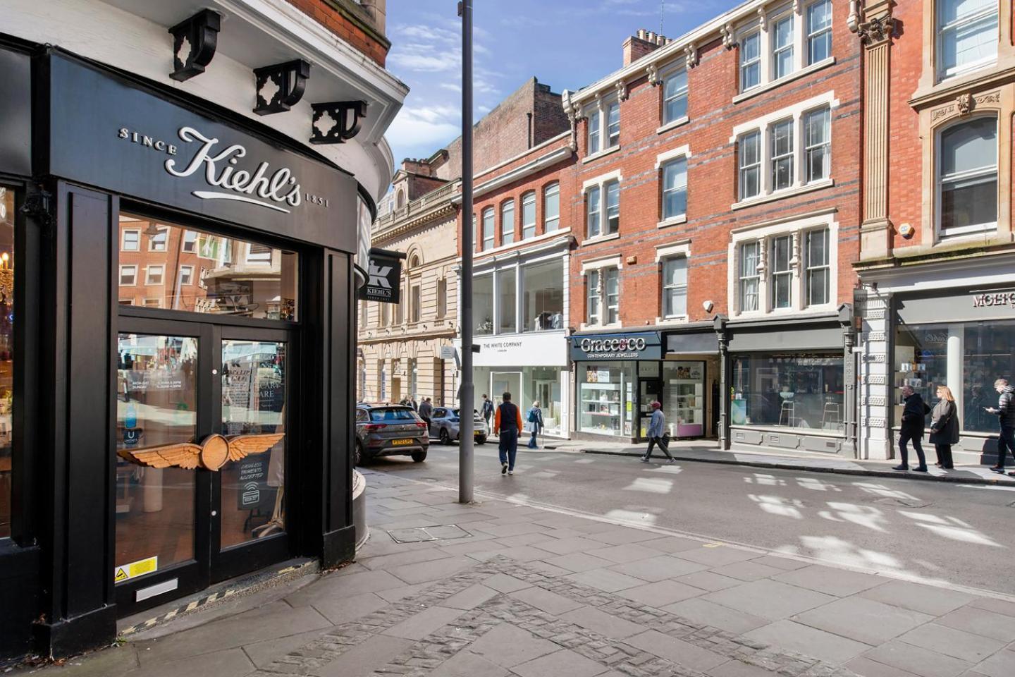 Luxurious Centre Lace Market Nottingham