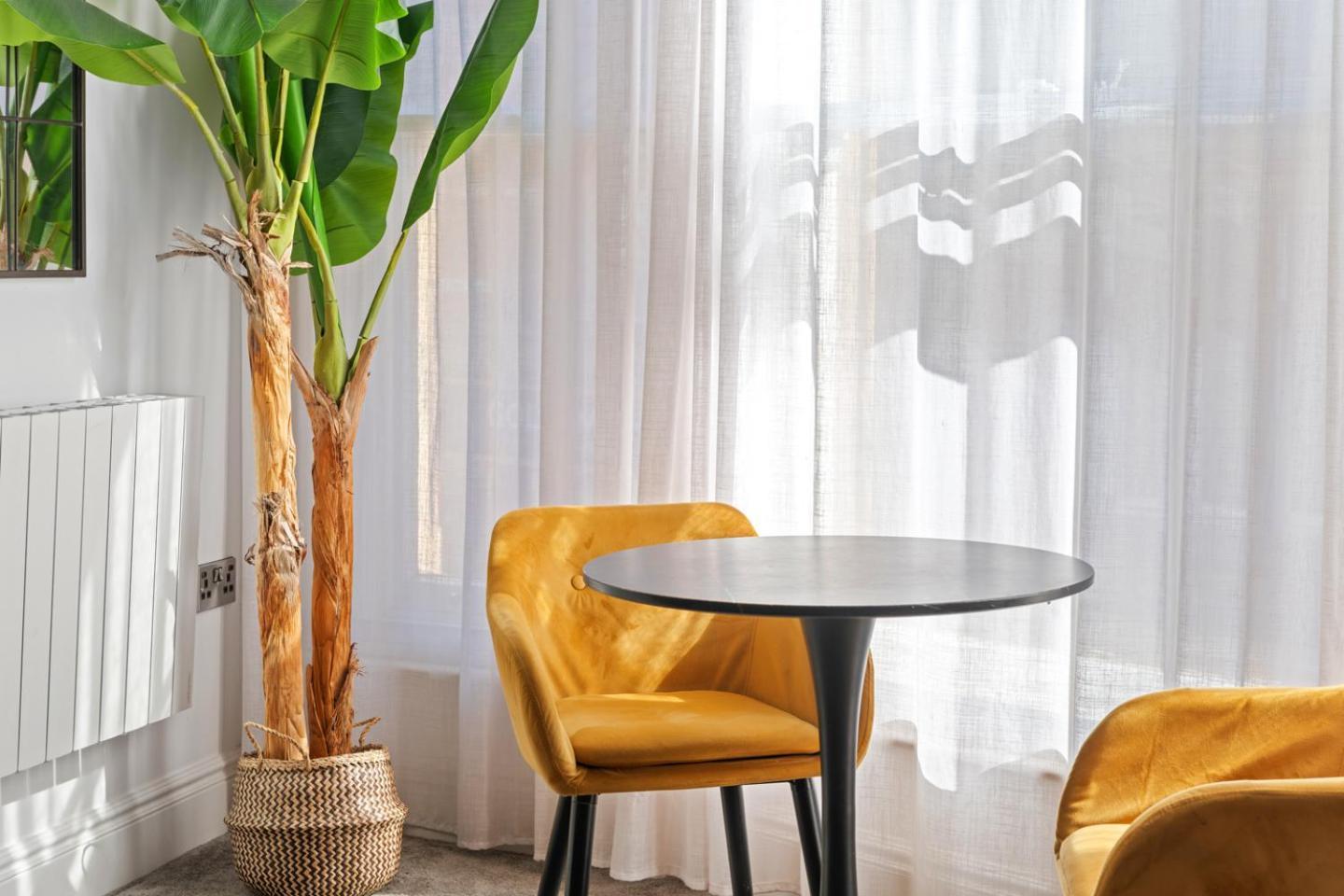 Luxurious Centre Lace Market Apartment
