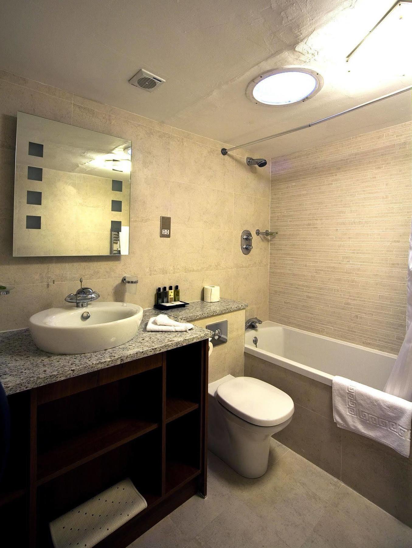 Colwick Hall 4* Nottingham