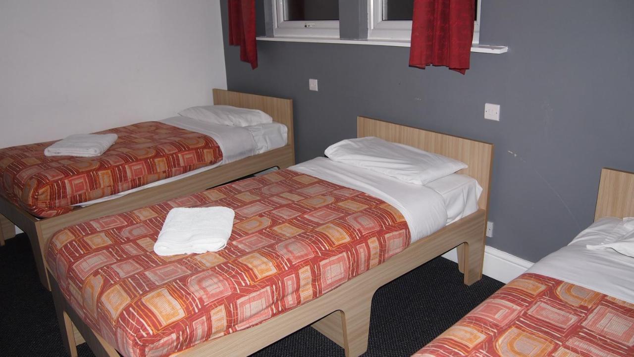 The Clarence 3*